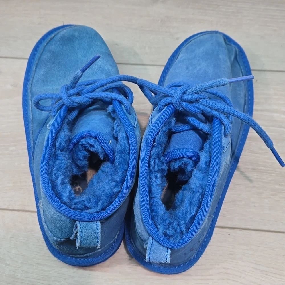 Ugg Australia Big Kids Blue Suede High Top Sheepskin Lace-Up Boots Shoes Sz 4
